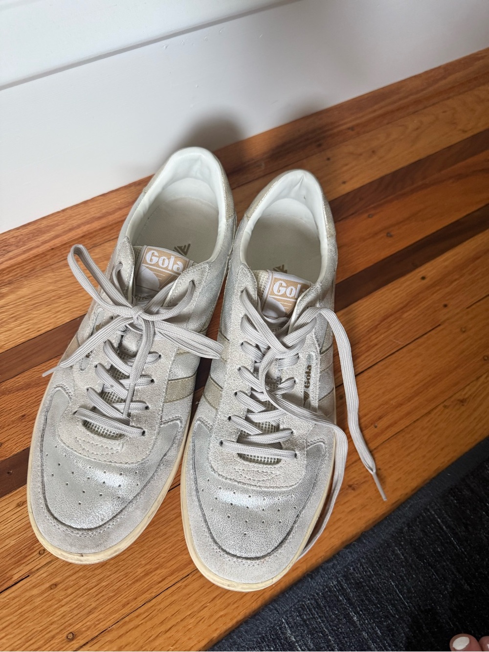 Gola Women’s Silver-Gray Lace-Up Sneakers
